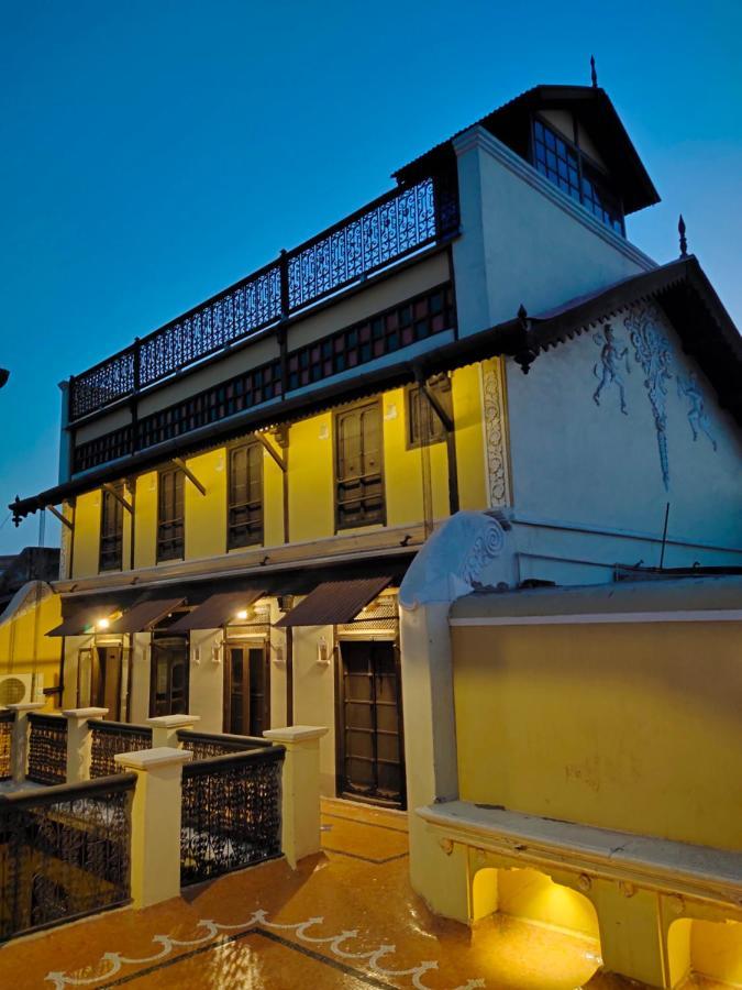Bed and Breakfast Deewanji Ni Haveli Ahmadábád Exteriér fotografie