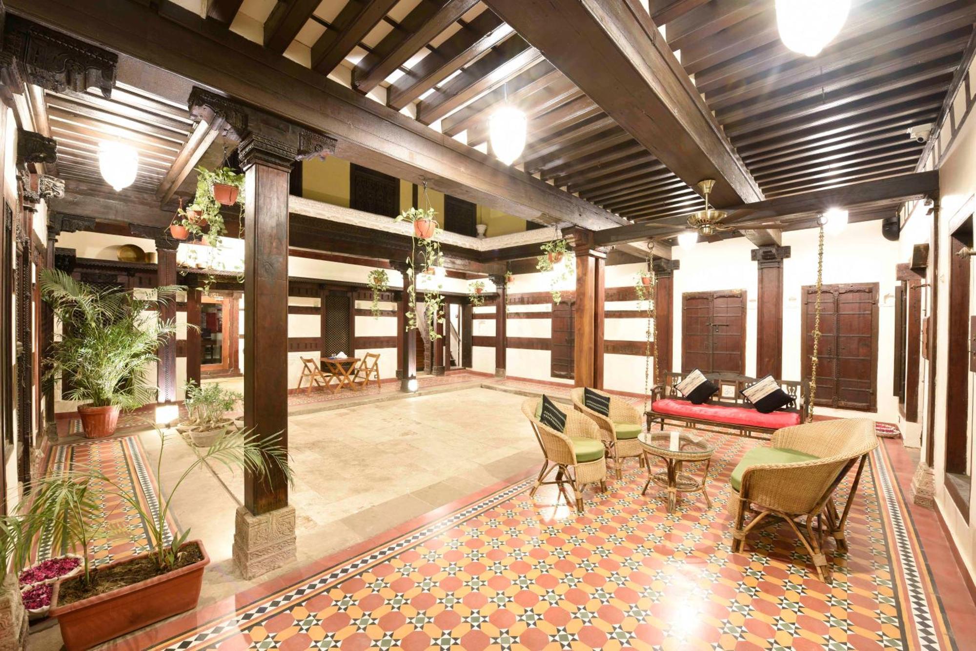 Bed and Breakfast Deewanji Ni Haveli Ahmadábád Exteriér fotografie