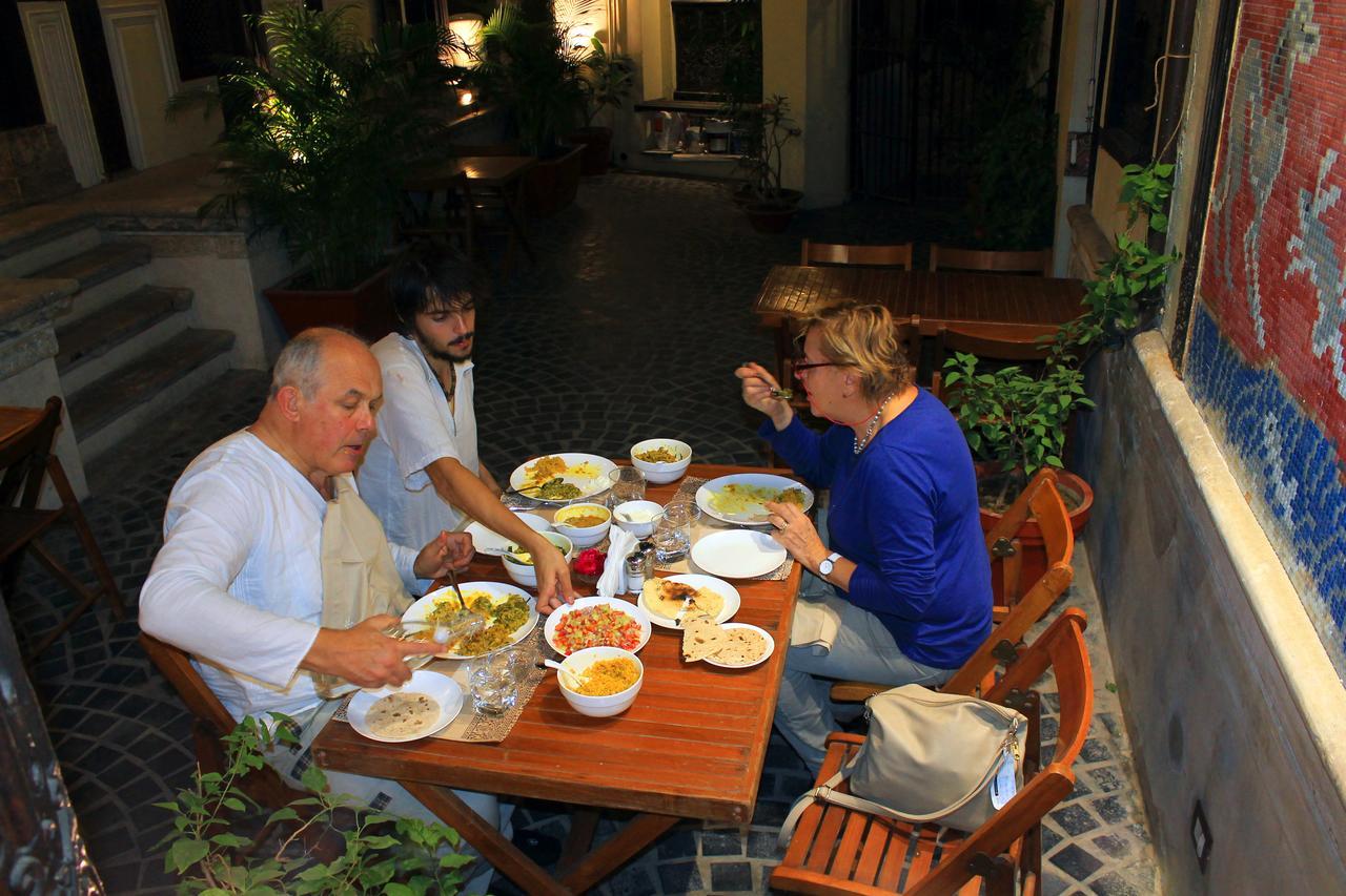 Bed and Breakfast Deewanji Ni Haveli Ahmadábád Exteriér fotografie